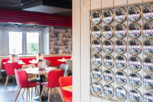 Restaurace v ubytování ibis Reims Tinqueux