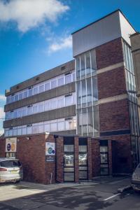 Gallery image of County Hall Apartment Hotel in Boston