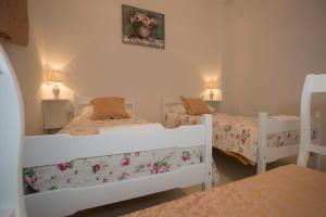 Posteľ alebo postele v izbe v ubytovaní Summer Bay Apartments