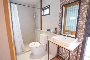 Koupelna v ubytování VIYA lodge