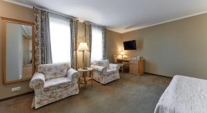 Telewizja i/lub zestaw kina domowego w obiekcie Eco Active Resort PIENINY