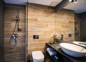 Kúpeľňa v ubytovaní Apartamenty Forma Tatrica + 37 fotografií