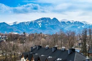 Výhľad na hory alebo výhľad na hory priamo z apartmánového hotela