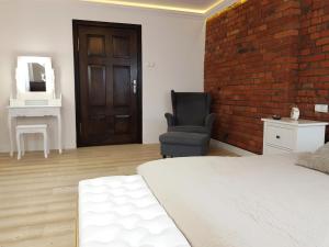 Łóżko lub łóżka w pokoju w obiekcie Sea Apartment 150m do morza