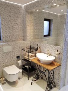 Łazienka w obiekcie Sea Apartment 150m do morza