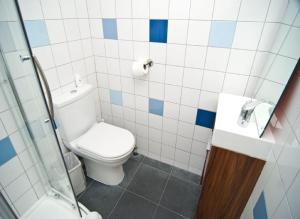 Koupelna v ubytování Charlie Hotel