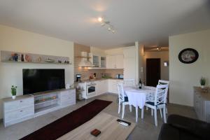 Kuchyň nebo kuchyňský kout v ubytování Apartment Soline Cove