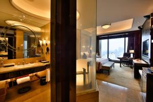 Ruang duduk di Chengdu CYNN Hotel