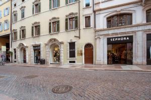 Fotografia z galérie ubytovania Cinquanta4 Charme Apartment v destinácii Trento