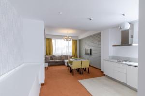 Posezení v ubytování Apart Hotel Vlad Tepes