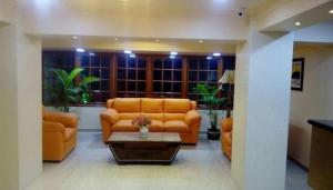 Posezení v ubytování Setrac Orange Hotel