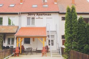 Gallery image of Jerry Apartman in Bük