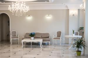 Ruang duduk di Castro Hotel