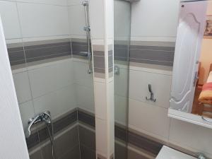 A bathroom at Hostel Beko