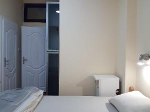 A bed or beds in a room at Hostel Beko