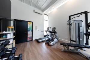 Fitness centrum a/nebo fitness zařízení v ubytování Hotel Trundle