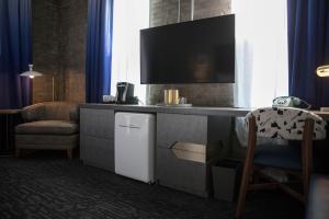 TV a/nebo společenská místnost v ubytování Hotel Trundle