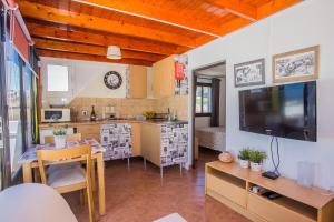 Küche/Küchenzeile in der Unterkunft Eslanzarote Pico Colorado Loft in Soo, Super Wifi, Sat tv