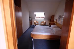 Voodi või voodid majutusasutuse Mokahotel toas
