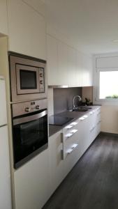 Kuchyň nebo kuchyňský kout v ubytování Casa El Serrat del Tell