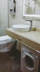 Отель Дримлэнд Оазис tesisinde bir banyo