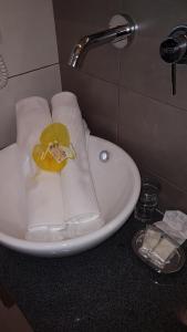 Cecio 5 Terre Rooms tesisinde bir banyo