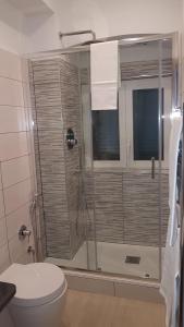 Cecio 5 Terre Rooms tesisinde bir banyo