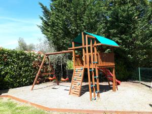 Zona de joacă pentru copii de la Residence Montebello