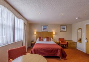 Postel nebo postele na pokoji v ubytování Atholl Hotel + 37 fotografií