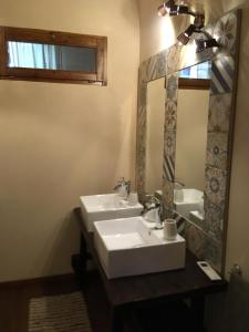 A bathroom at Corte degli Angeli Agriturismo