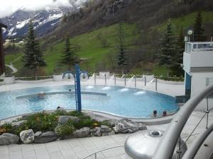 Swimming pool sa o malapit sa Haus Marmotta