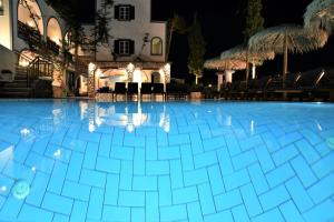 Bazen v nastanitvi oz. blizu nastanitve Kafouros Hotel