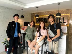 Os clientes hospedados em Robin Hotel Danang