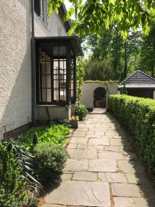 Ein Garten an der Unterkunft Leipziger Logis