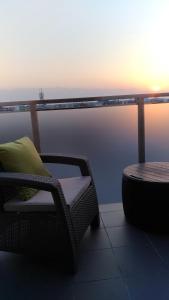 Балкон или тераса в Sunset Joli Bord Apartment