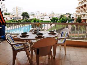 Balkón nebo terasa v ubytování LOS IRIS PLAYA DE GANDIA- Apartamento Familiar