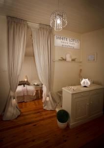 A bathroom at White Lotus Day Spa