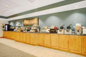 Ресторан / й інші заклади харчування у Wingate by Wyndham Fargo