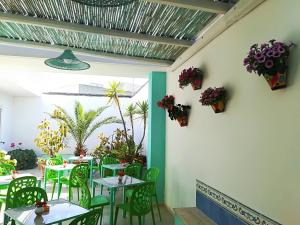 A garden outside Camere D'Aragona