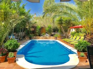 Bazén v ubytování Villa Rosa Sitges nebo v jeho okolí