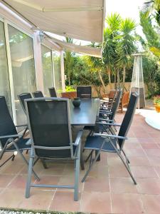 Patio nebo venkovní prostory v ubytování Villa Rosa Sitges