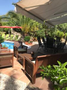 Bazén v ubytování Villa Rosa Sitges nebo v jeho okolí