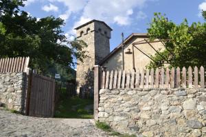Foto dalla galleria di Teo Guesthouse and Camping in Mestia a Mestia