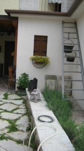 A garden outside La Residence da Caterina