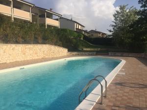 Bazén v ubytování Casa Giulia nebo v jeho okolí