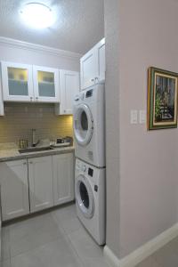 Gallery image of Kingston Vacation Rentals at Ravinia - Private One Bedroom Apartment in Kingston