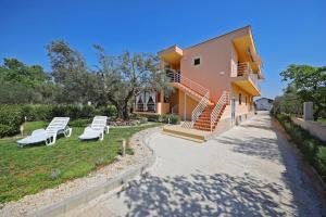 Fotografie z fotogalerie ubytování Apartments Villa Mareta v destinaci Sukošan