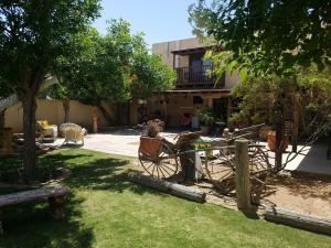 A garden outside Los Milagros Hotel