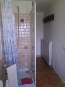 Kylpyhuone majoituspaikassa Casale Le Poiane