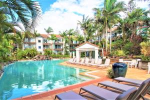 Swimming pool sa o malapit sa Grande Florida Beachside Resort